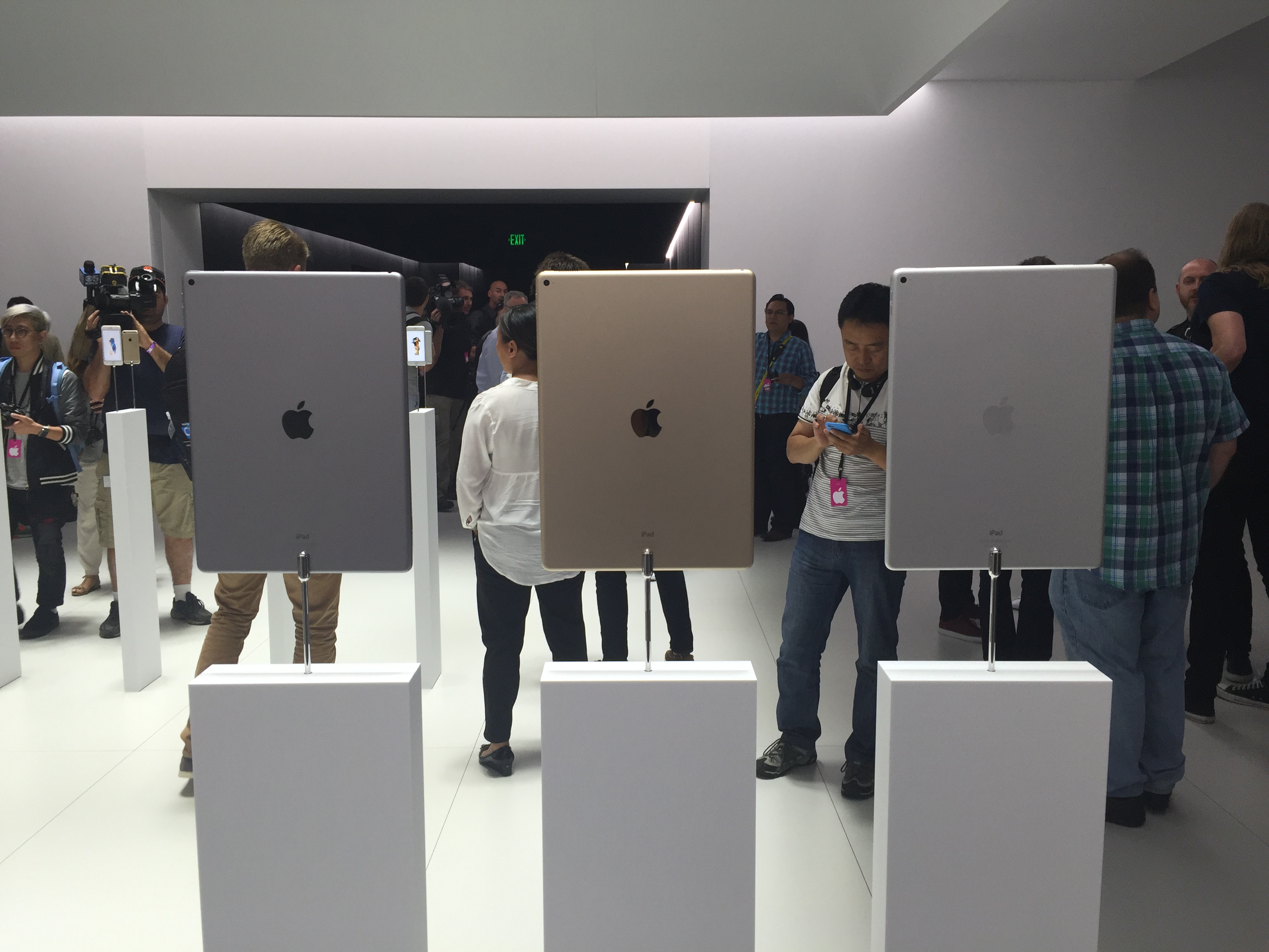 Why The iPad Pro Signals The End Of The MacBook Air
