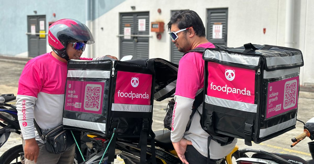 foodpanda M’sia has created a new bag for riders that doubles as mobile digital billboards