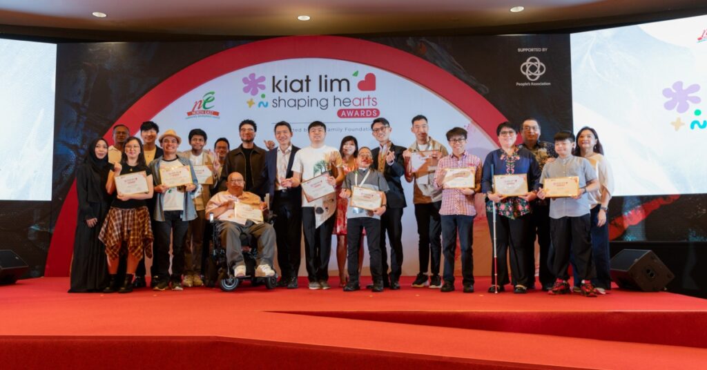 Kiat Lim shaping hearts award